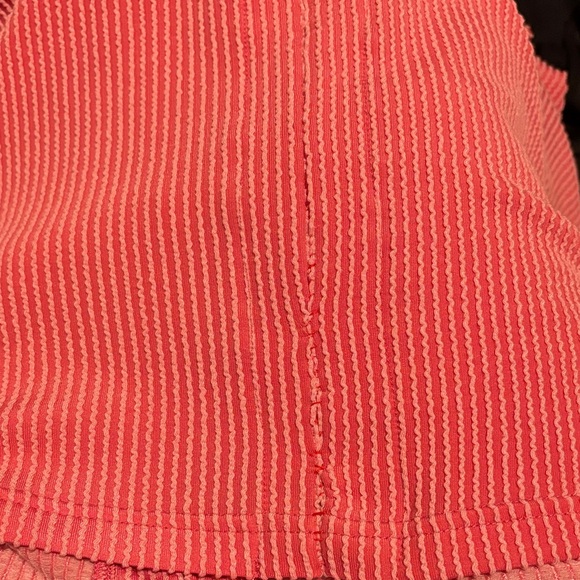 Umgee Short-Sleeve Ribbed Midi Dress in Raspberry - Picture 9 of 9